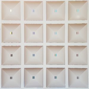 بلاط بلاستيك